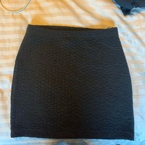 Black patterned mini skirt